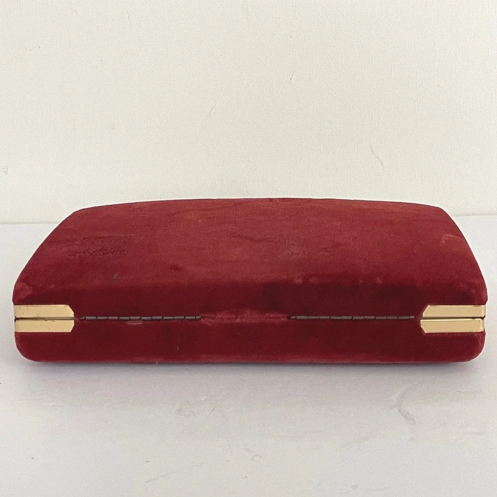 Vintage Mele Red Velvet Jewelry Travel Case Gold Tone Trim Clamshell Organizer‎